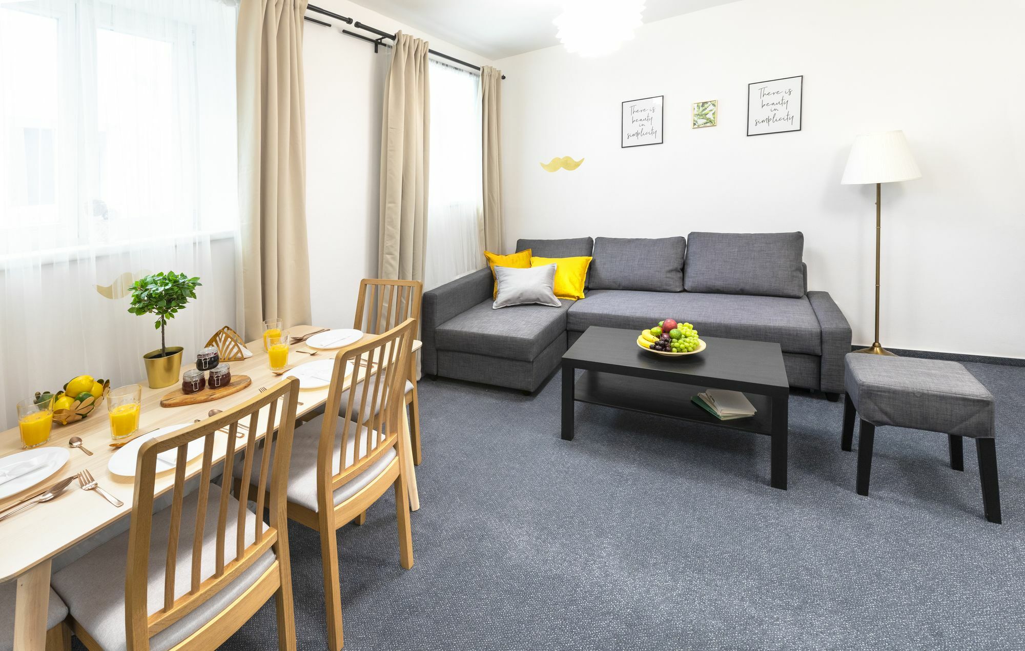 Little Tom Apartments Prag Eksteriør billede